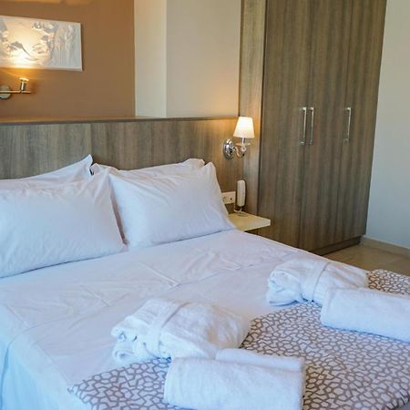 Agnes Deluxe Hotel Пефкохори Номер фото